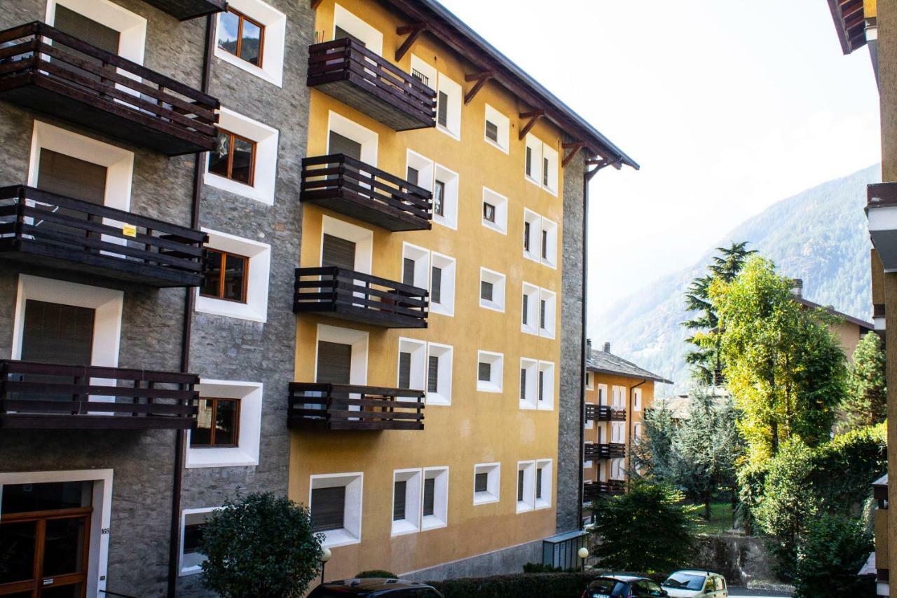 Trilocale In Centro A Chiesa Valmalenco Apartment Chiesa in Valmalenco Bagian luar foto