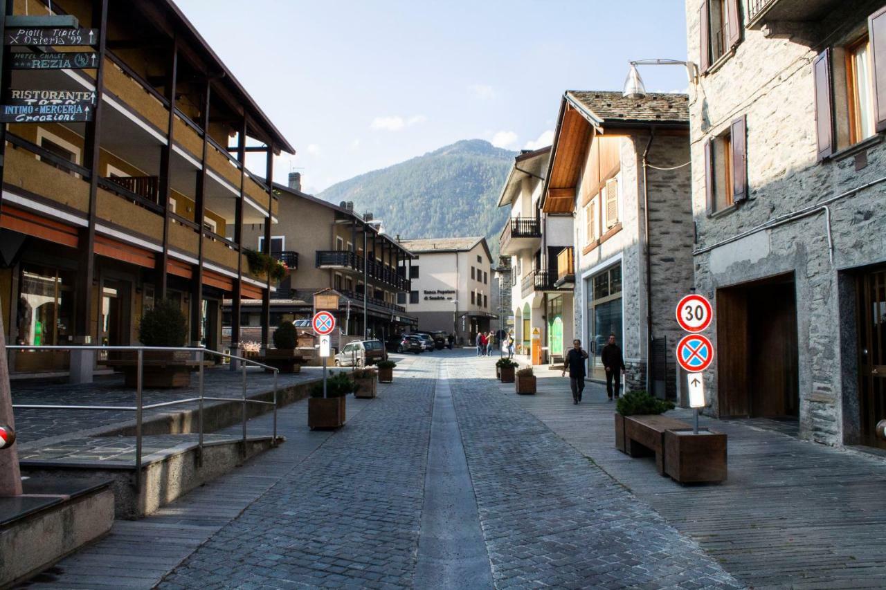 Trilocale In Centro A Chiesa Valmalenco Apartment Chiesa in Valmalenco Bagian luar foto
